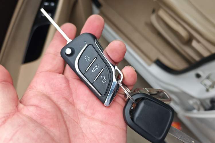 Used Baojun 730 2019 1.5L Manual Value Edition 7 Seats China VI Emission Standard
