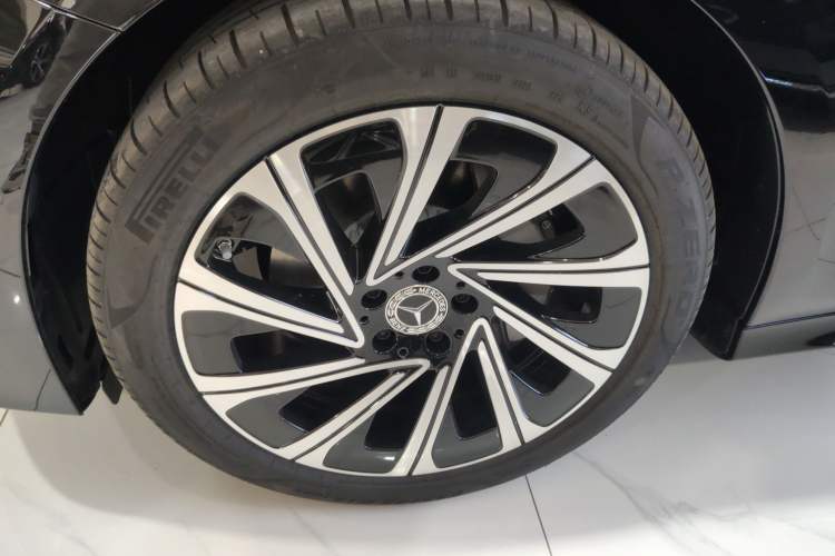 Used Mercedes-Benz E-Class 2025 E 300 L Luxury Model