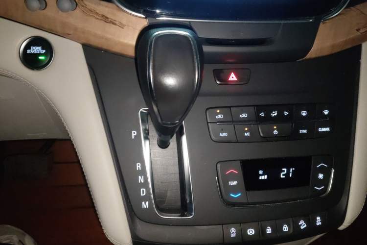 Used Buick GL8 2018 ES 28T Comfort Model China VI Standard
