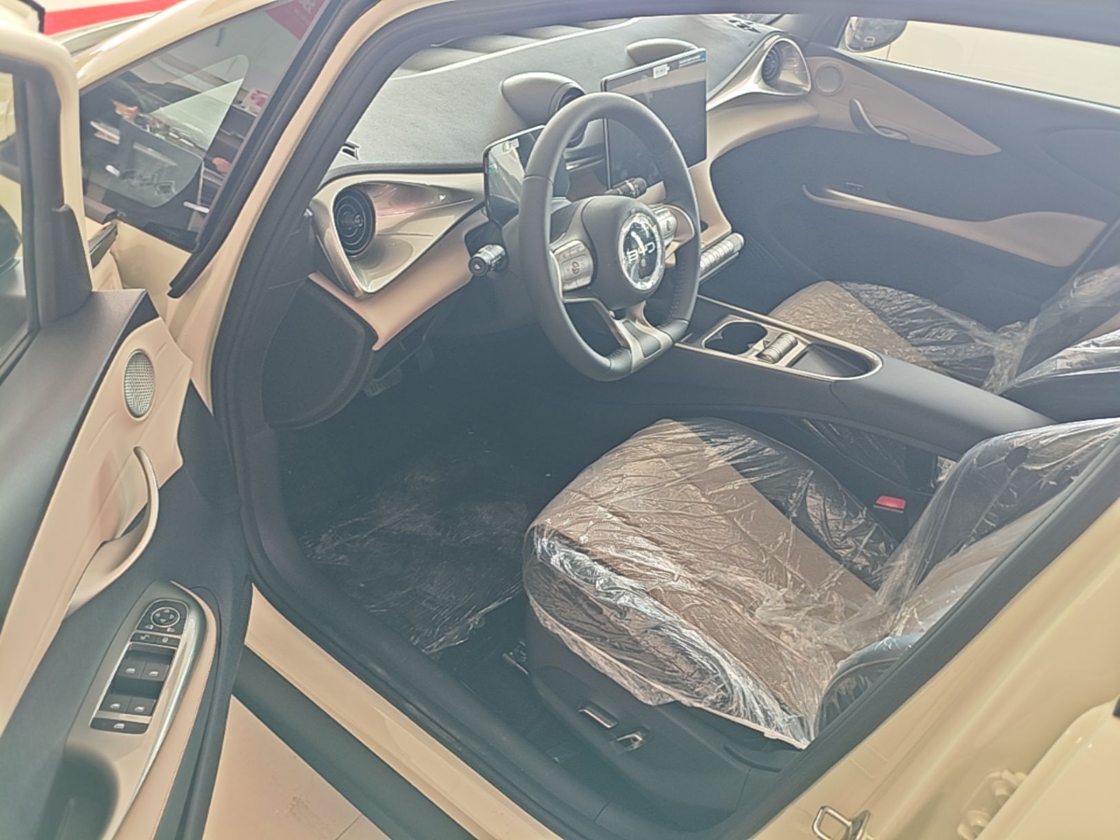 BYD Dolphin 2025 420km Free Edition — снимка 18