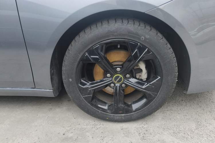 Used Roewe i6 MAX New Energy 2020 1.5T PHEV Cool & Stylish Skyroof Edition Right Front Wheel Hub