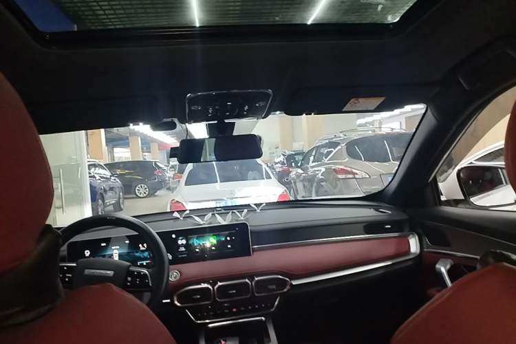 Used JETOUR X70 PLUS 2023 1.5T DCT Ziqiang PRO 5-Seater