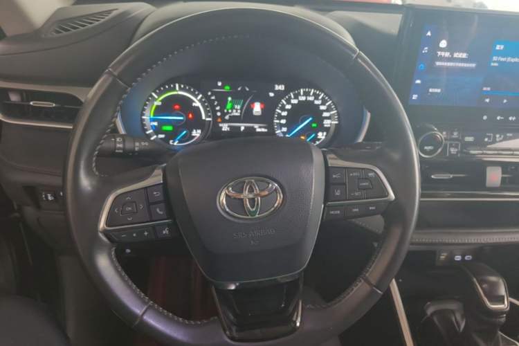 Used Toyota Highlander 2023 2.5L Smart Electric Hybrid Dual-Engine Four-Wheel Drive Prestige Version – 7 Seats
