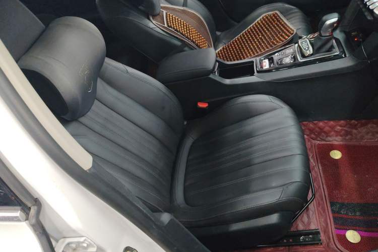 Used Peugeot 408 2022 1.6T Light-Chasing Edition Right Front Seat