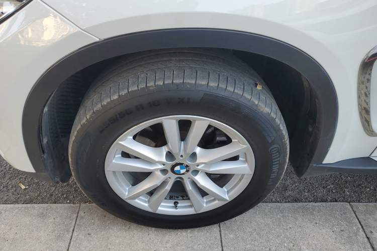 Used BMW X5 2015 xDrive35i U.S. specification
