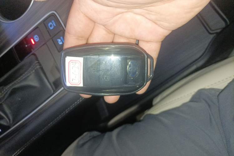 Used Toyota SIENNA 2021 2.5L Hybrid Premium Edition