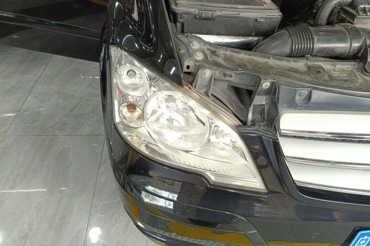 Used Mercedes-Benz Viano 2013 3.0L Comfort Edition Right Front Headlight