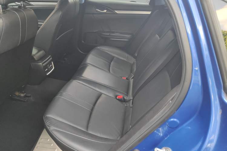 Used Honda Civic 2016 220TURBO CVT Prestige Edition
