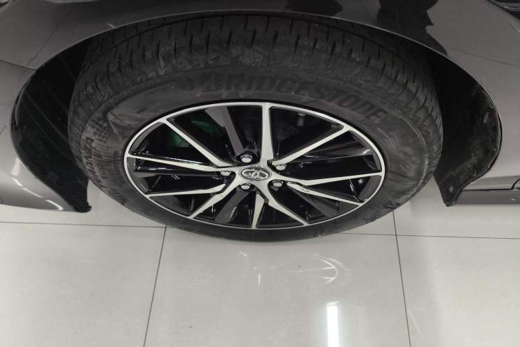Used Toyota Camry 2021 2.0G Luxury Edition Left Front Wheel Hub