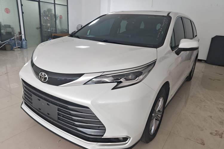 Used Toyota SIENNA 2024 2.5L Hybrid Four-Wheel Drive Luxury Edition