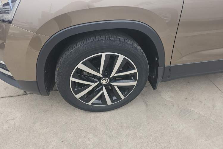 Used Skoda Kamiq 2020 1.5L Automatic Comfort Edition Exterior 2