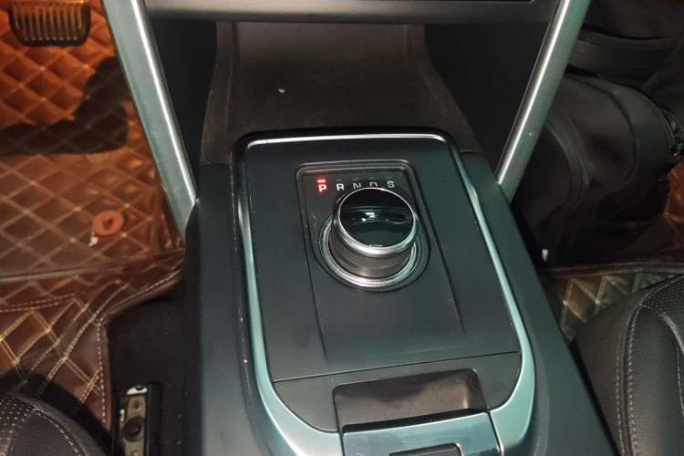 Used Land Rover Discovery Sport 2018 240 PS SE Version
