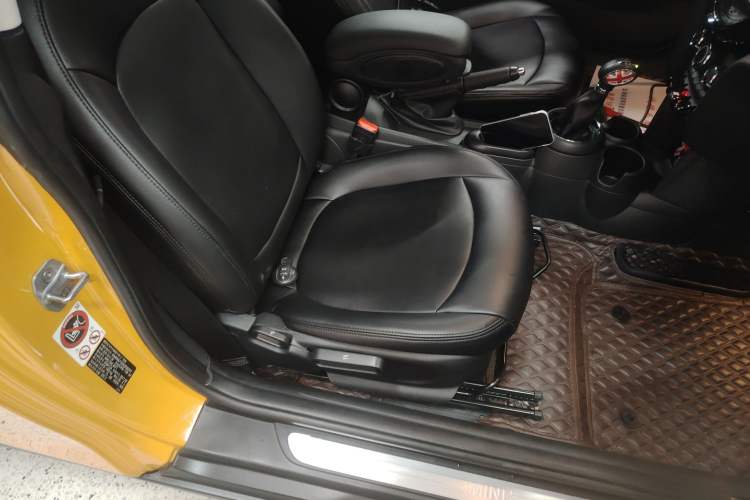 Used MINI MINI 2016 1.2T ONE Pioneer Edition
