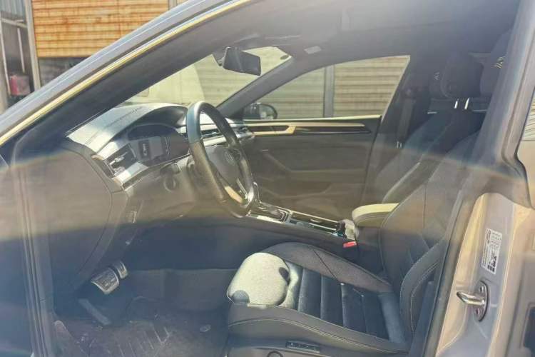 Used Volkswagen FAW-Volkswagen CC 2021 380TSI Striking Edition
