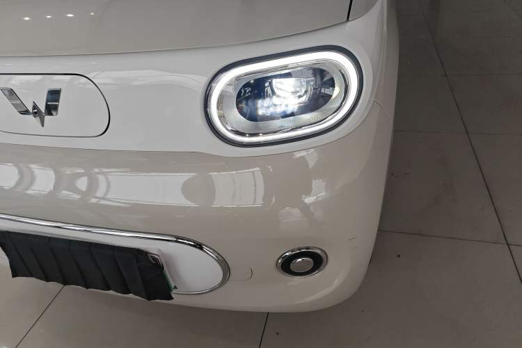 Used Wuling Hongguang MINIEV 2024 3rd Generation 170 km Left Front Headlight
