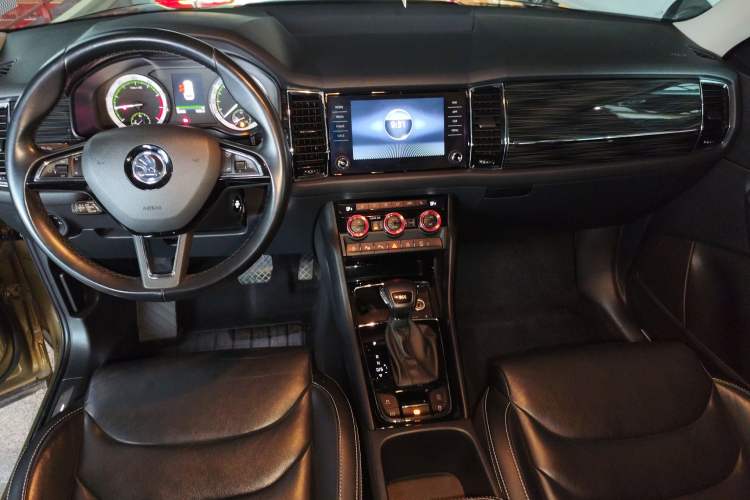 Used Skoda Kodiaq 2017 TSI380 7-Seater Four-Wheel-Drive Flagship Edition Gear Lever