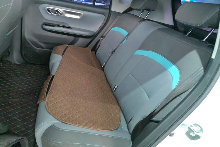 Used AION Y 2024 Younger