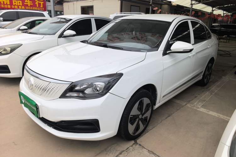 Used Dongfeng Aeolus E70 2023 500 Smart Version Lithium Iron Phosphate 48.6 kWh 110 kW