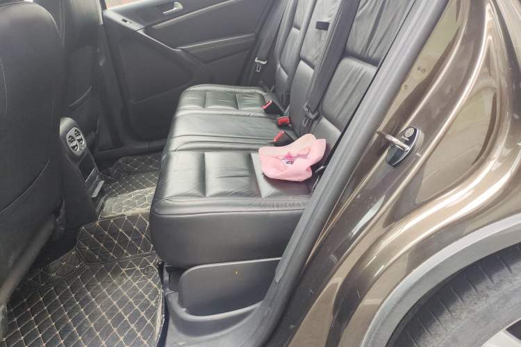 Used Volkswagen Tiguan 2017 300TSI Automatic Two-Wheel Drive Silk Road Comfort Edition
