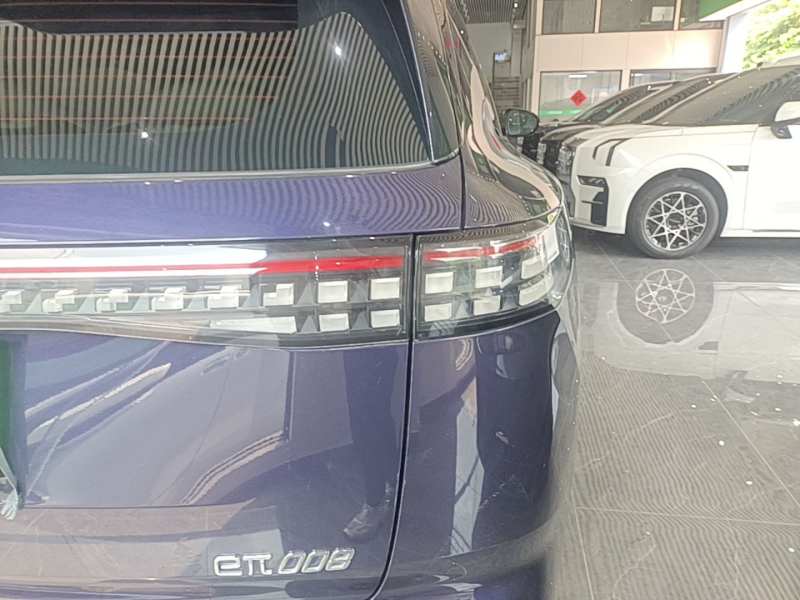 Used Dongfeng eπ eπ008 2024 636Max All-Electric Version 6 Seats — 7