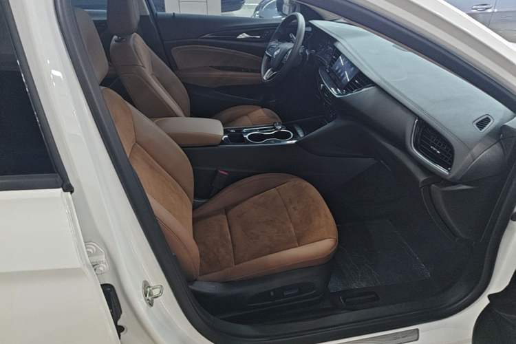 Used Buick Regal 2022 552T Smart Edition
