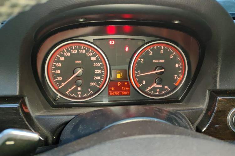 Used BMW 3 Series 2011 325i Luxury Edition