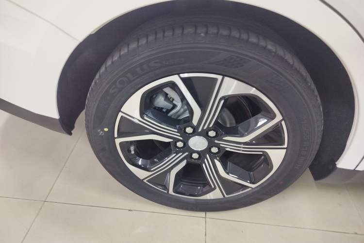 Used Hongqi E-QM5 2023 Revised Version Basic Travel Edition Exterior 5