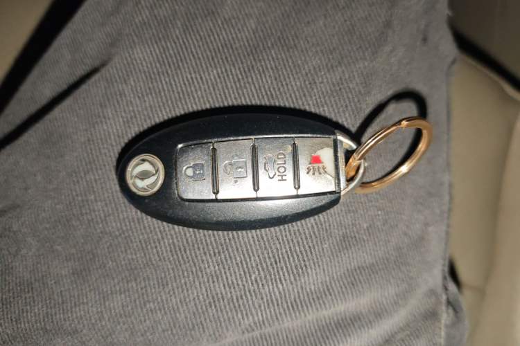 Used Dongfeng Aeolus A60 2012 1.6L Automatic Prestige Model