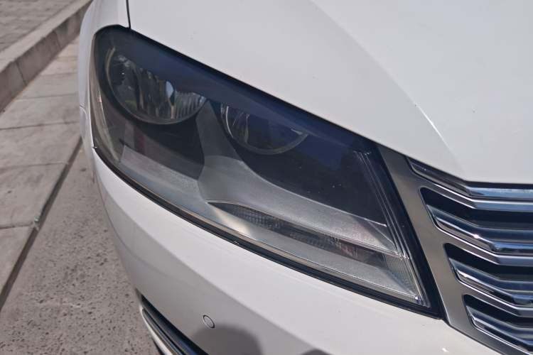 Used Volkswagen Magotan 2012 Revised Version 1.8TSI Leading Edition