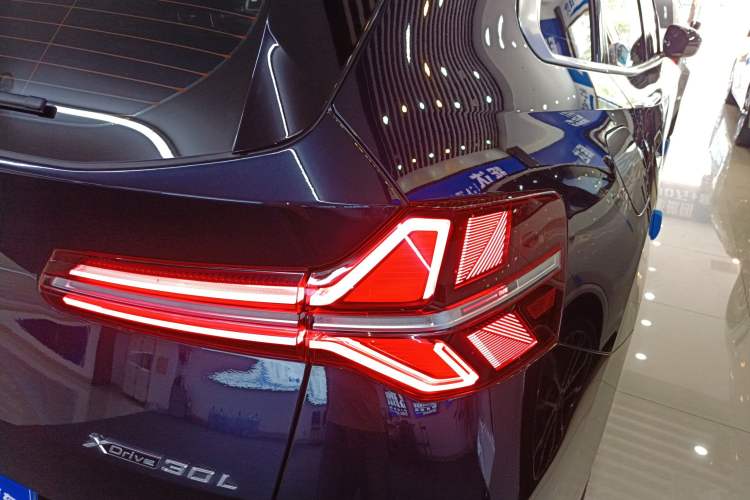 Used BMW X3 2025 xDrive30L Leading Model M Sport Package
