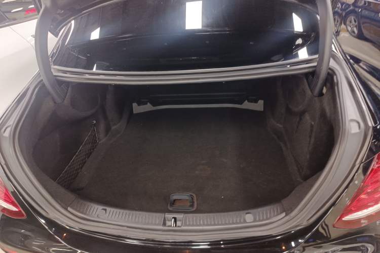 Used Mercedes-Benz E-Class 2019 Restyled E 300 L Sporty and Stylish Edition