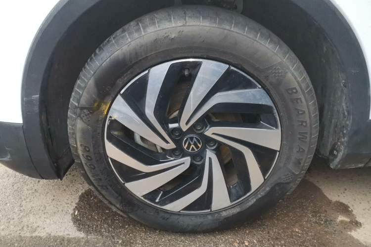 Used Volkswagen Tiguan L 2024 300TSI Automatic Two-Wheel Drive Smart Edition