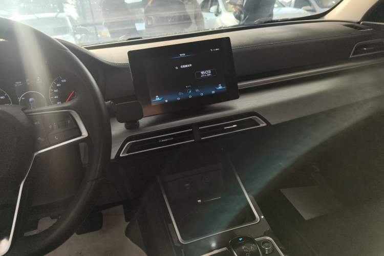 Used BYD Qin New Energy 2019 High-Range Luxury Model
