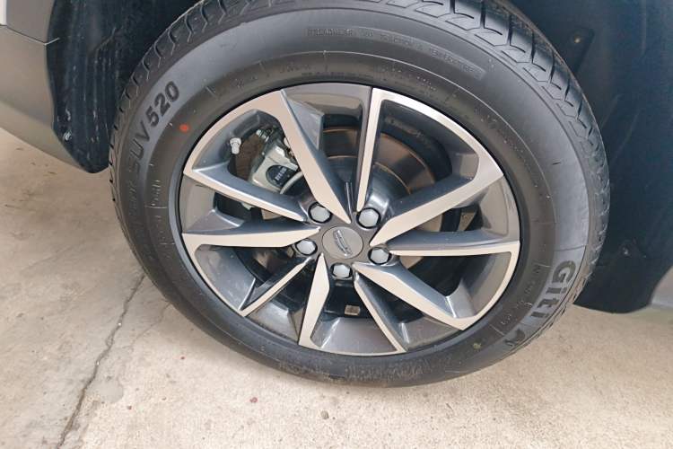 Used Geely Auto Coolray 2020 Facelift 240T DCT Hunter
