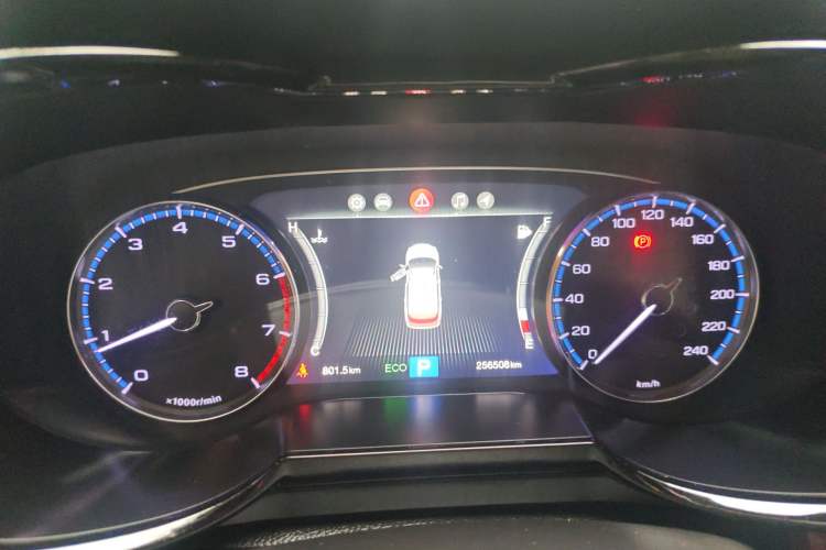 Used GAC Trumpchi GS8 2017 320T Two-Wheel Drive Luxury Smart Connectivity Version (7 Seats)