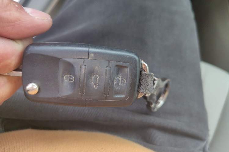 Used Toyota Camry 2012 200E Classic Elite Edition Vehicle Key