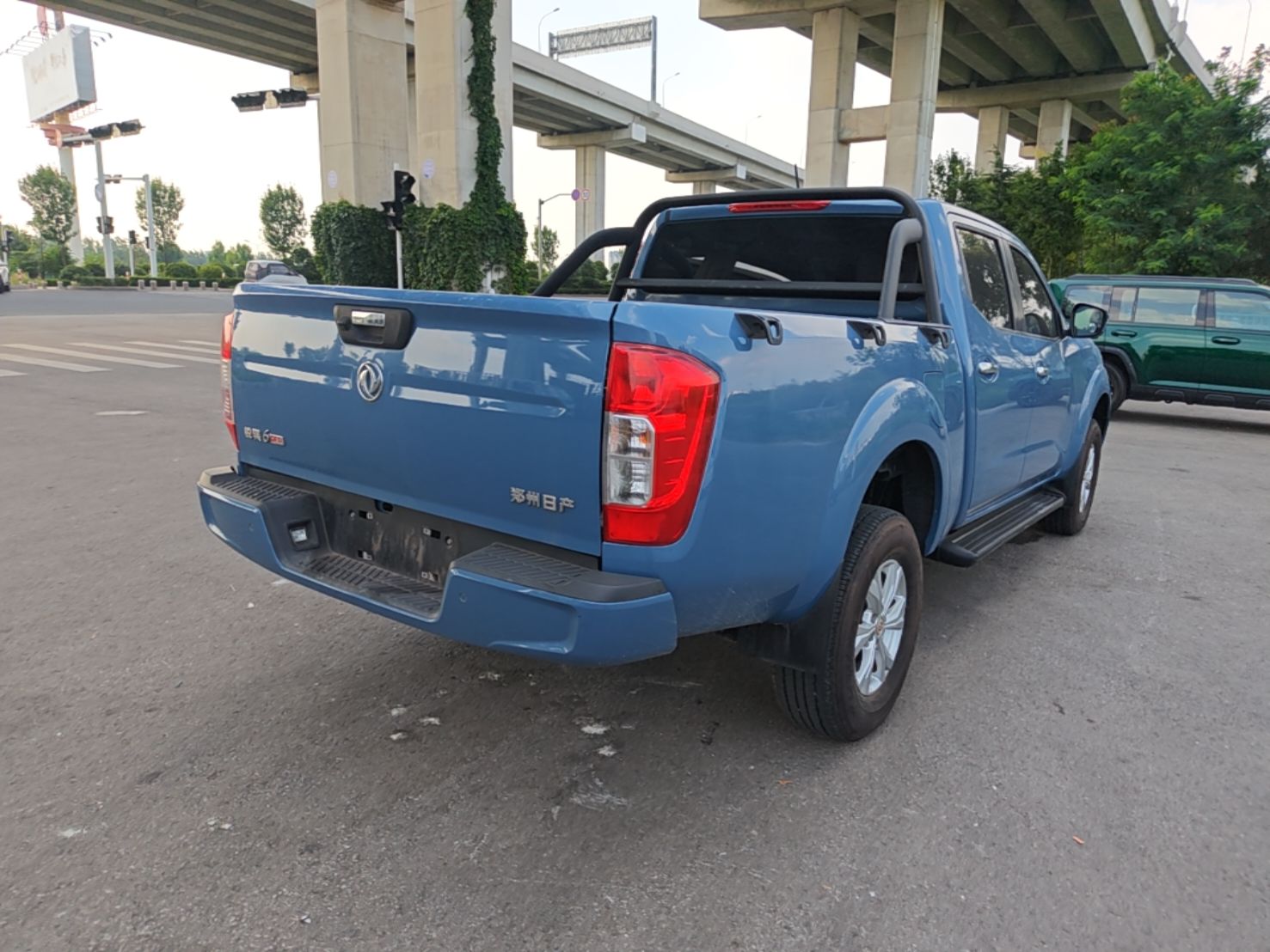 Dongfeng Ruichi 6 Pro 2025 Model 2.3T Automatic 2x2 Diesel Luxury Edition Flatbed Long Cargo Box — снимка 6
