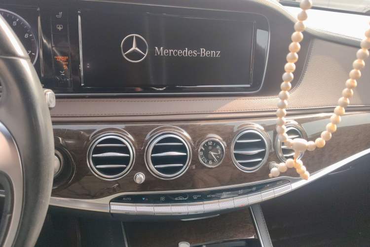 Used Mercedes-Benz S-Class 2014 S 320 L Business Model
