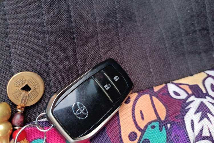 Used Toyota RAV4 2018 2.5L Automatic 4x4 Elite i Edition Vehicle Key