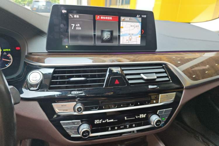 Used BMW 5 Series 2018 525Li Luxury Package