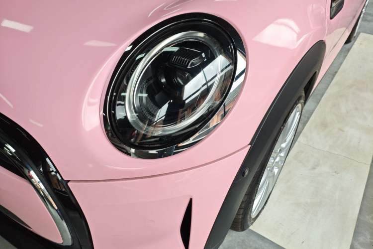 Used MINI 2022 1.5T COOPER Classic Edition
