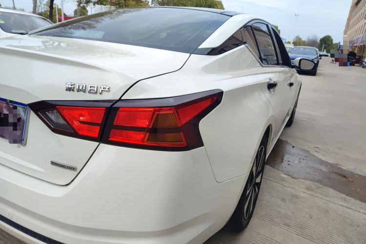 Used Nissan Teana 2021 2.0L XL Upper AD1 Smart Drive & Navigation Edition Right Rear Taillight