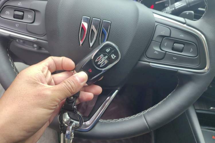 Used Buick Regal 2024 28T Luxury Edition Vehicle Key