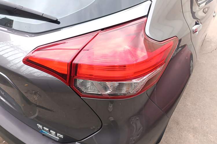 Used Nissan Kicks 2017 1.5L CVT Smart Drive Edition
