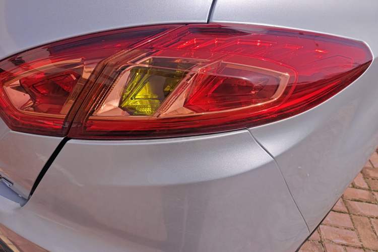 Used Changan Eado 2015 1.6L Manual Junku Model China IV Standard
