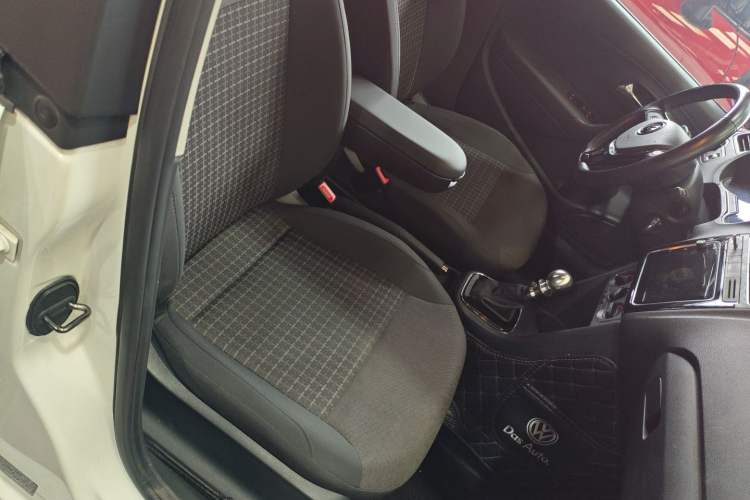 Used Volkswagen Polo 2018 1.5L Automatic Enjoyment Model
