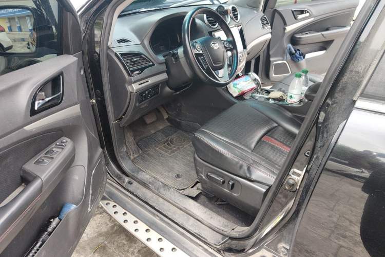 Used BYD S7 2015 2.0T Automatic Prestige Model
