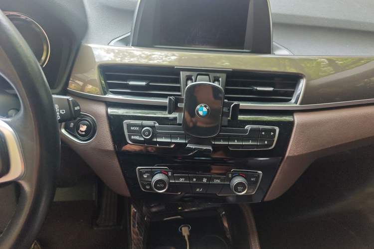 Used BMW X1 2019 sDrive18Li Premium Edition