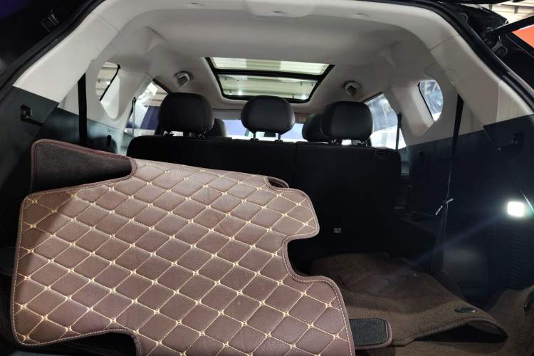 Used SOL X8 PLUS 2023 1.5 TGDI DCT Smart Home Edition 7-Seater