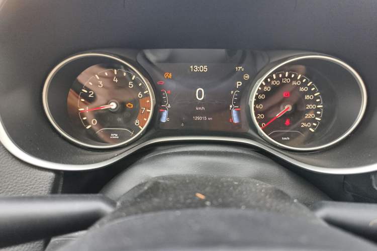 Used Jeep Compass 2017 200T Automatic Family Edition